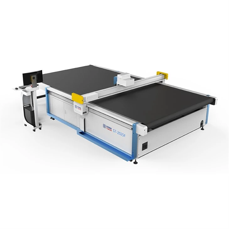 Máquina cortadora de tapicería automotriz
